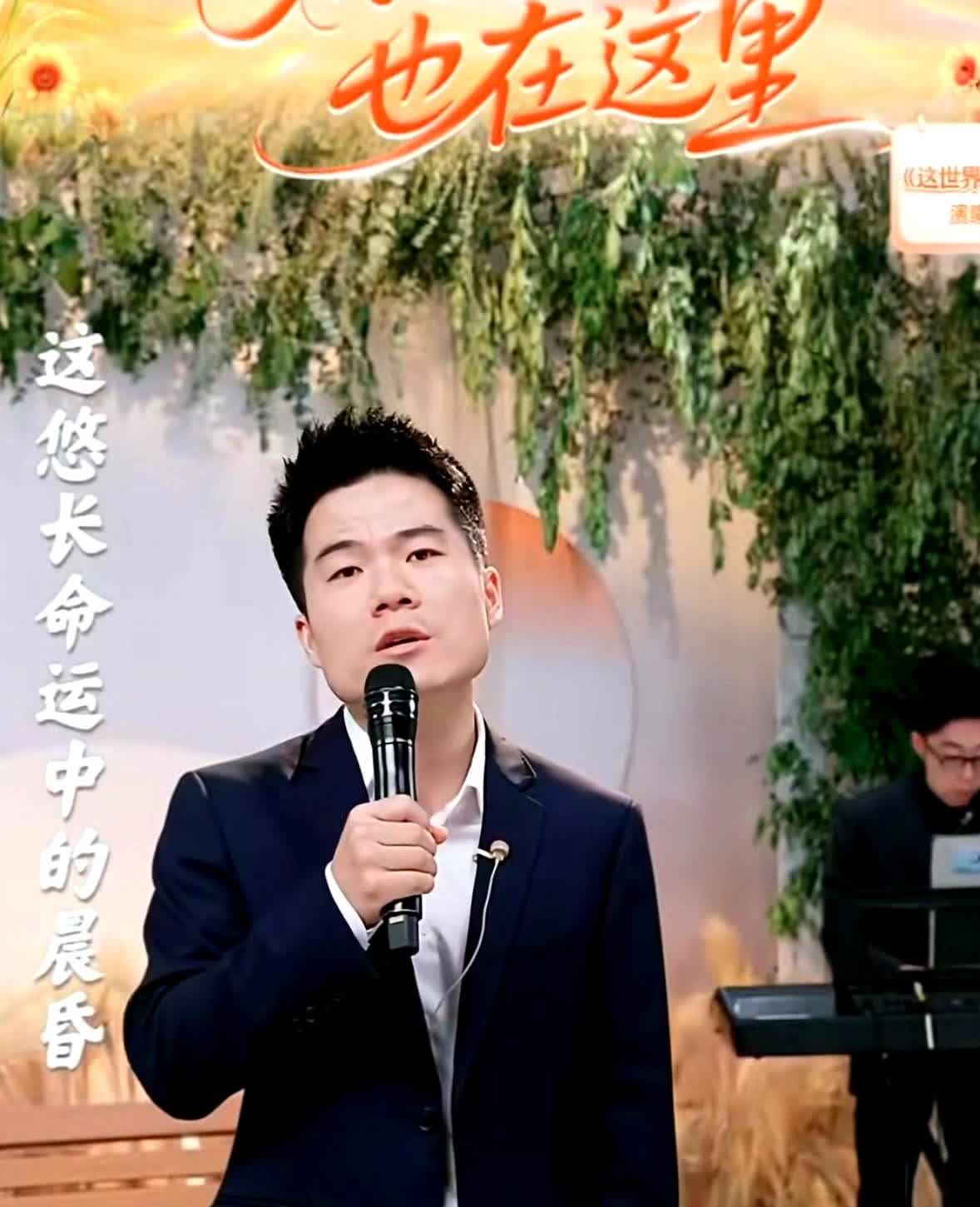 要说董宇辉和老俞关系依旧挺好，估计是不大可能了。昨天董宇辉出圈三周年，都
