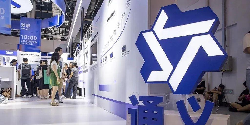 根据第三方大模型API平台OpenRouter最新公布的周度榜单，阿里巴巴的通义