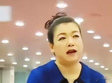 高妈妈这句话，比任何冠军采访都戳人。不是因为孙颖莎又拿了冠军。也不是因为