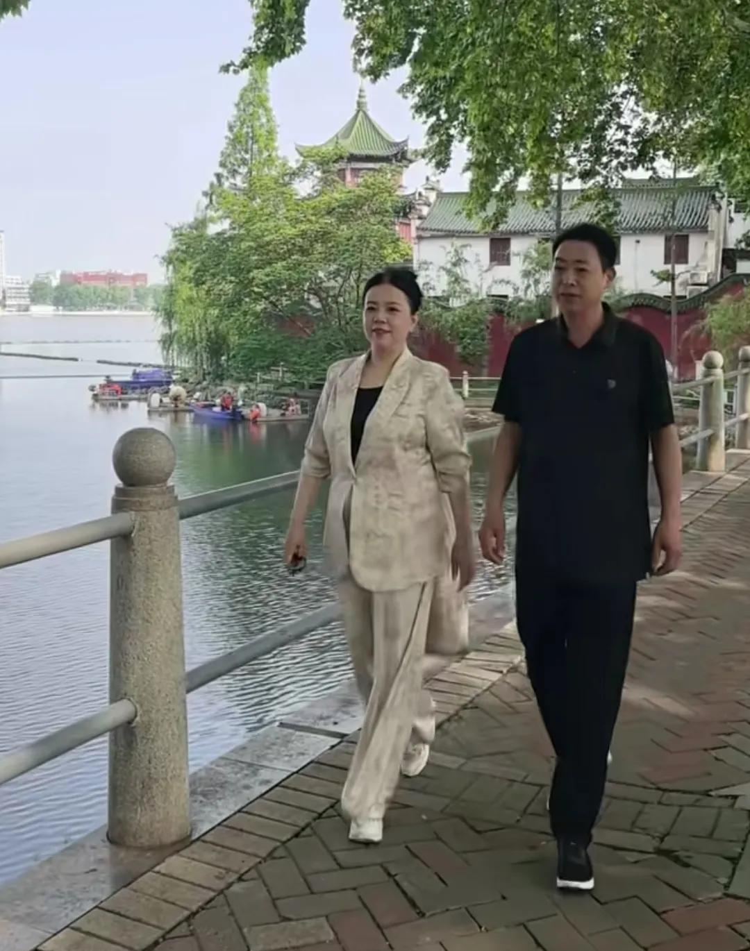 新动态：柴桑大姐直播内容分享，表演的让626的那些老师都看不下去了就连老师们都
