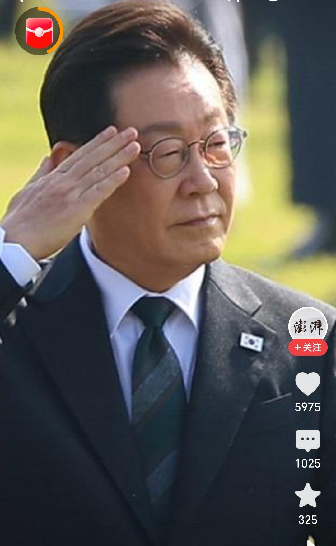 韩国也搞大阅兵了，这是在一个大学操场搞的吧？感觉李在明别的不说，至少在这个上面还