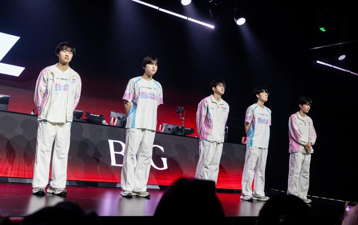 S16抽签搞快点！！IG打GEN，BLG打T1，AL打DK，TES打TSW[不愧