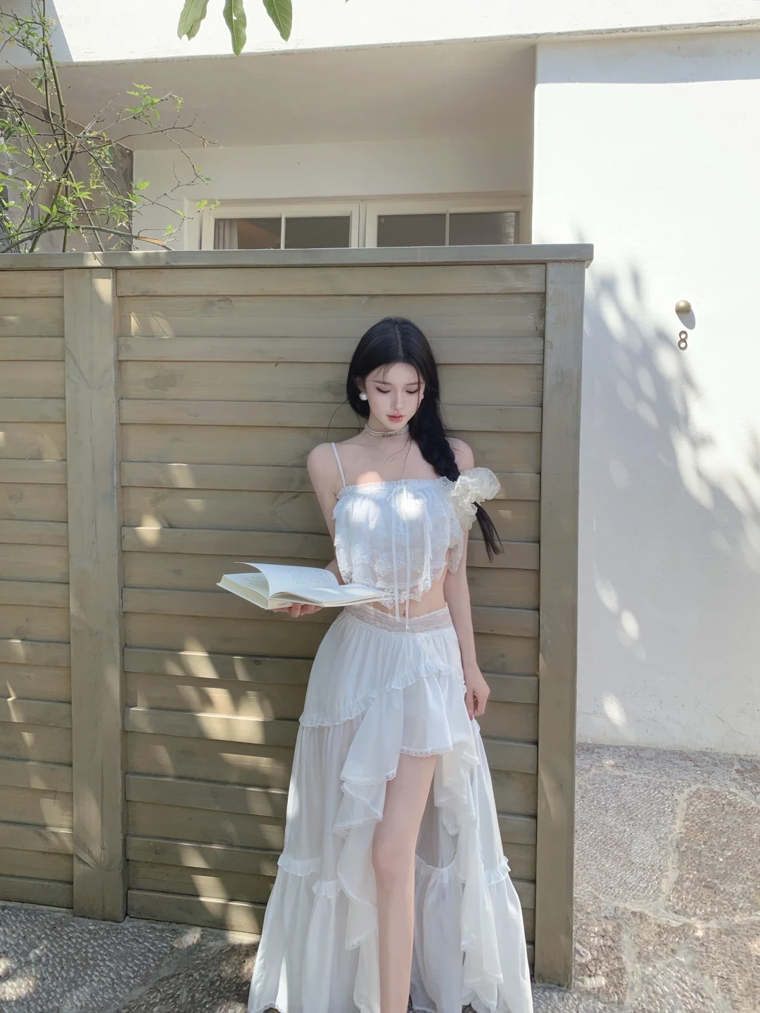 和树影晃来晃去的夏天🍃