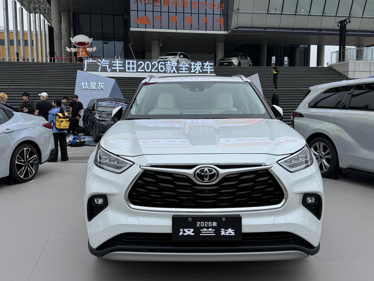 是搞噱头还是打心理战？9月23日，广汽丰田全球车联合发布会上，全面提升入门价