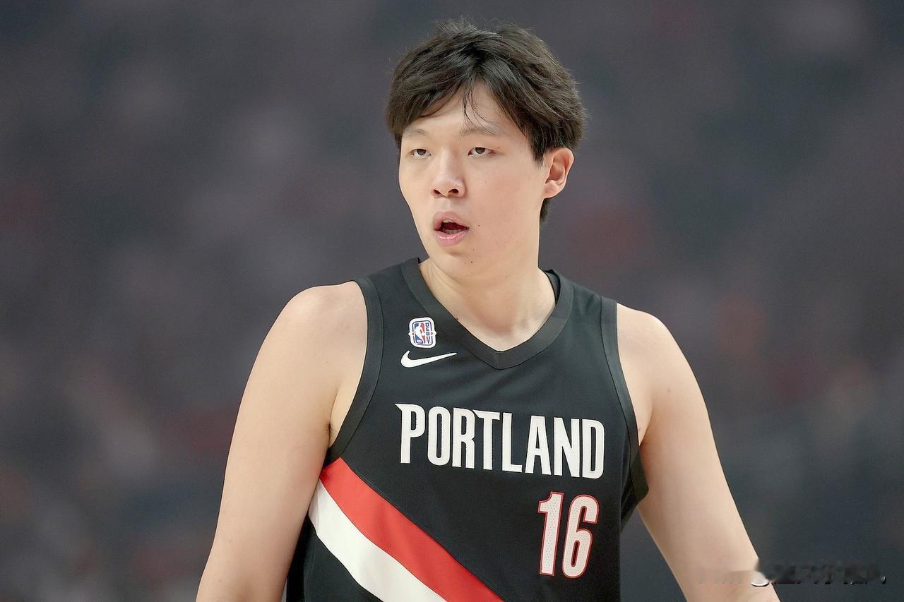 杨潮森要统治发展联盟才有机会！当年和周琦竞争上场机会的哈腾也没多少上场机会。但