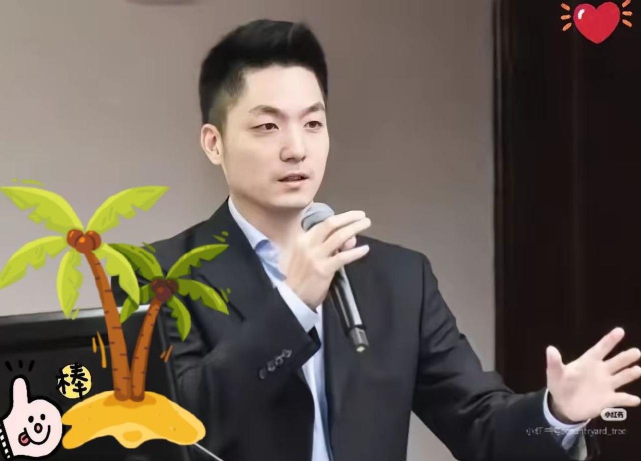 讲真，刚看完蒋万安那8分钟的讲话，我甚至有点恍惚。毕竟咱们见惯了那种张牙舞爪的