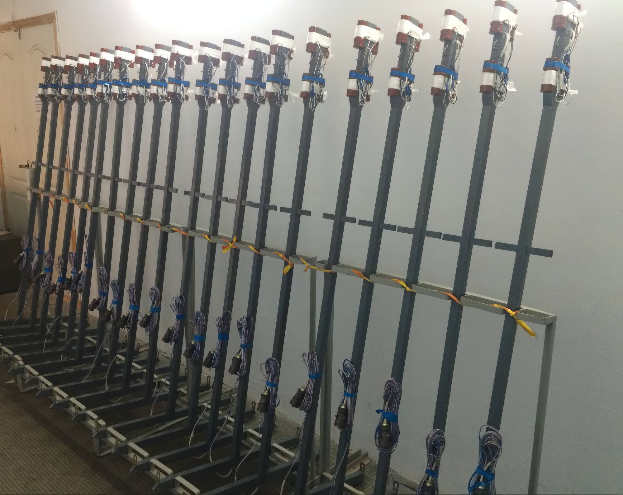 【一根木棒的故事】联盟号火箭的发动机点火过程通过一套经数十年验证的机械式系统实现