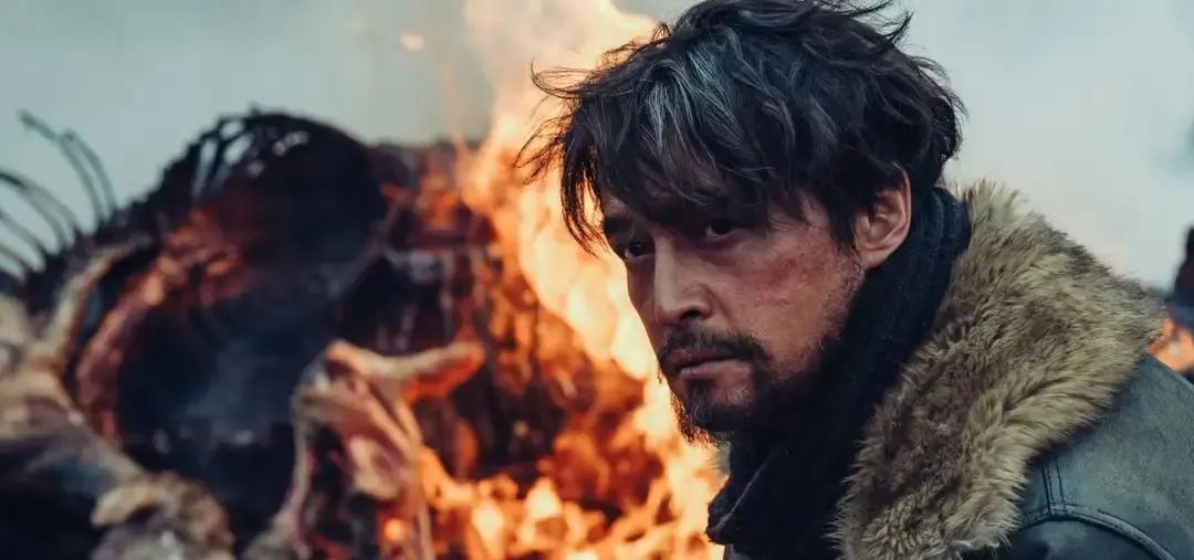 一部藏族电视剧火了，没流量明星、没热搜炒作，却被观众称为“最后一口气”。这事儿