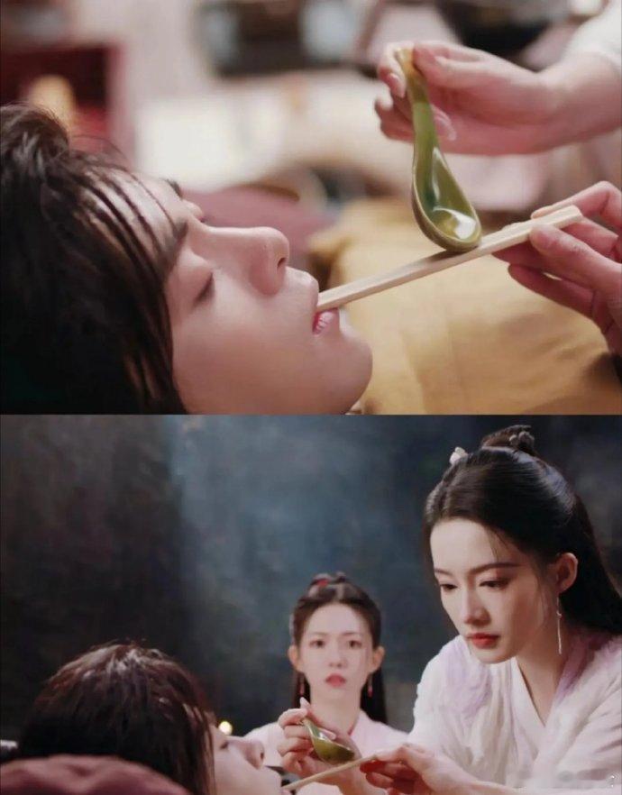 原来电视剧还可以不用嘴对嘴喂药的啊～​​​​