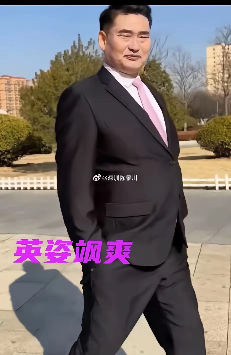 星光大道已经举办了26年了，25个冠军不顶一个朱之文。朱之文说，到年底还有40多