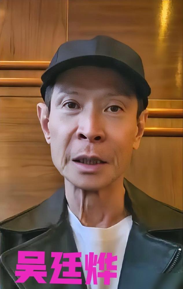 别再瞎猜港圈老戏骨晚年暴瘦是落魄了。郑则仕之前270磅，糖尿病加膝痛，得靠
