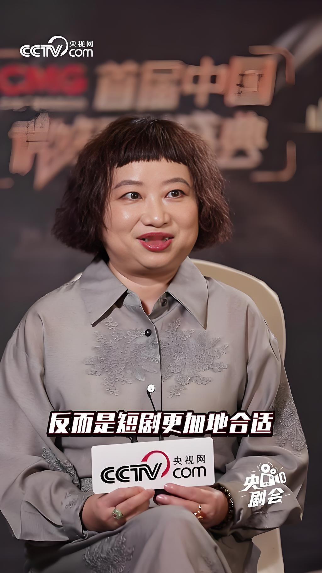 倚老卖老都卖到Ai身上了[无奈吐舌]？饶雪漫气急败坏警告豆包“我是饶雪漫，你不要乱改