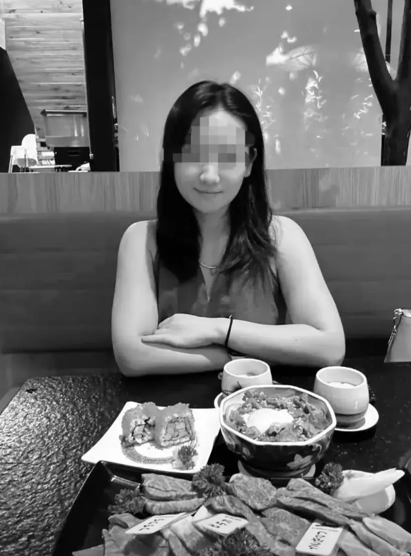 被毒蛇咬亡女子最新后续！男友说出更多细节回忆起女友李丽，张鹏忍不住地哽咽:“