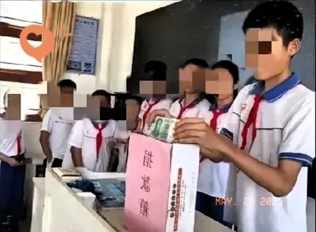 家人们，我刷到件离谱事儿！学校好不容易给患白血病的学生凑了37万救命钱，结果慈善