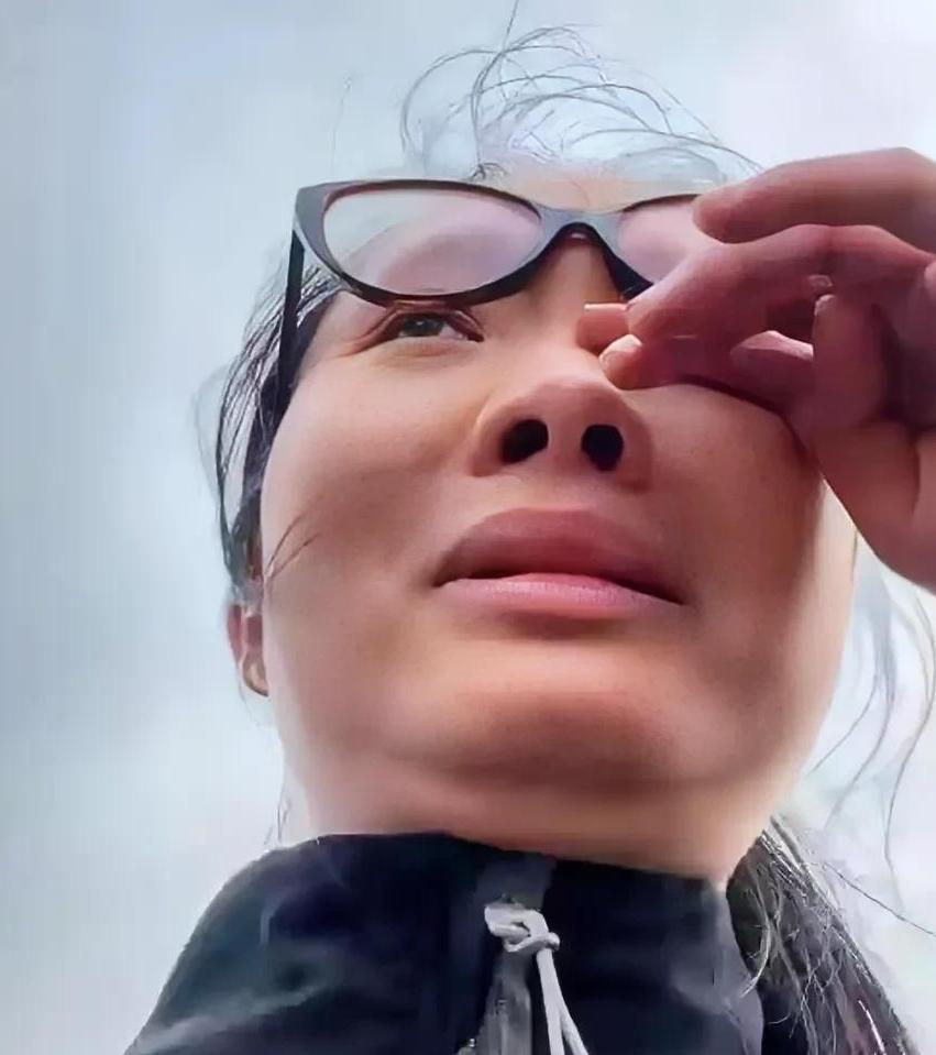 河南小夫妻割麦有多憋屈？工钱不要了，对方还要赔偿。襄阳“割四赔五”这事，很多