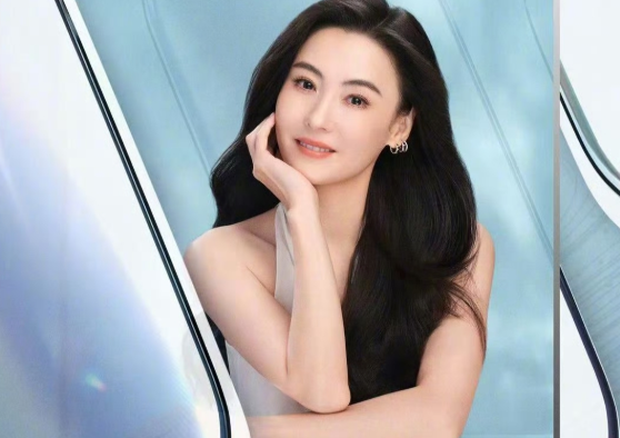 张柏芝也在社交平台官宣了一个喜讯重启我的音乐频道，不看过去，只看乐章。"配文里