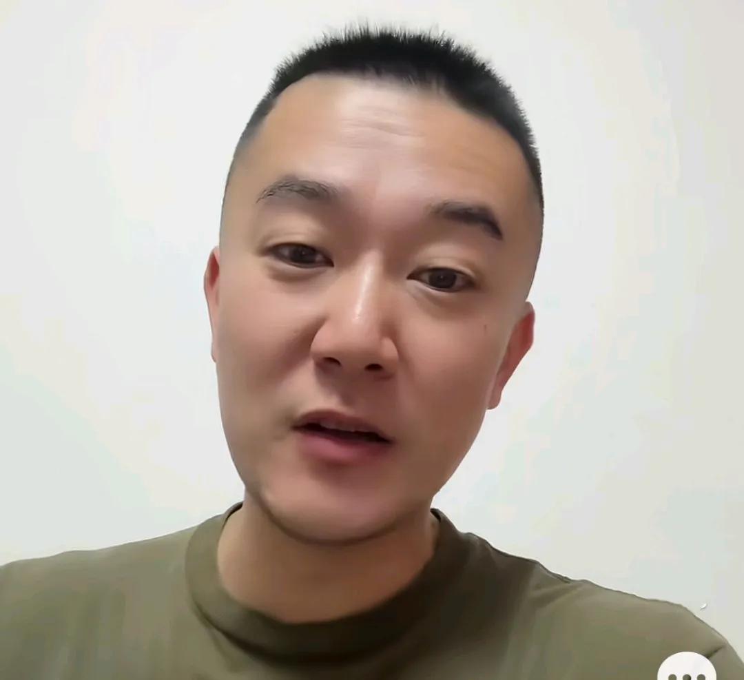 媒体人左海涛暗讽了山东泰山队夏窗不引援。左海涛在社媒上表示，山东泰山的宿茂臻宿