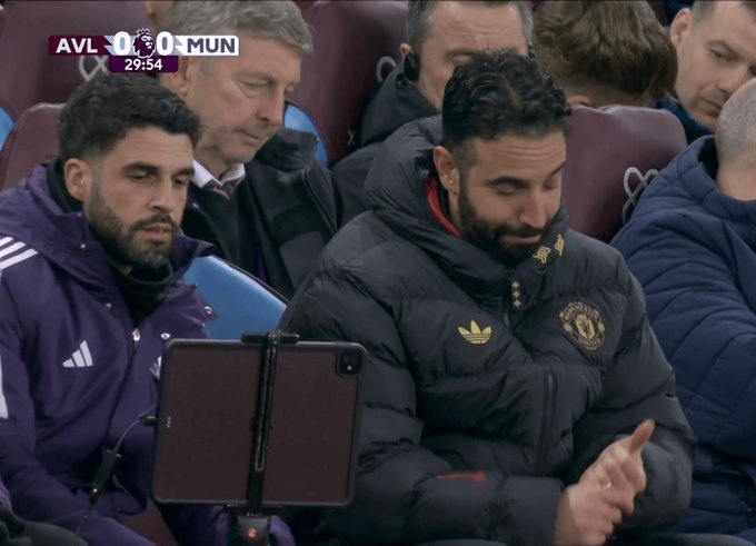 阿莫林: 对青训很谨慎;我必须说他们需要的, 而不是想听的