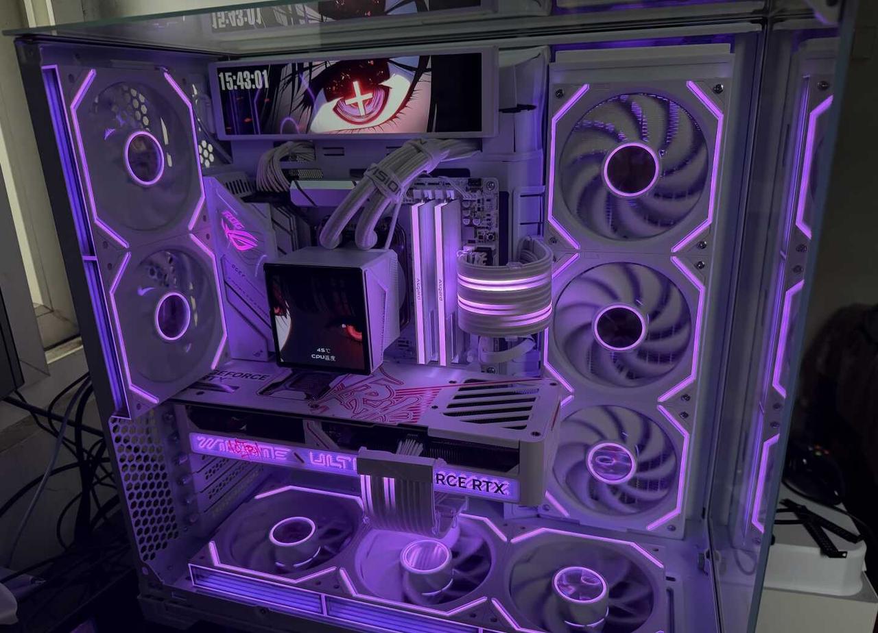 自用9800x3d+5070ti颜值主机cpu9800x3d显卡七彩虹50