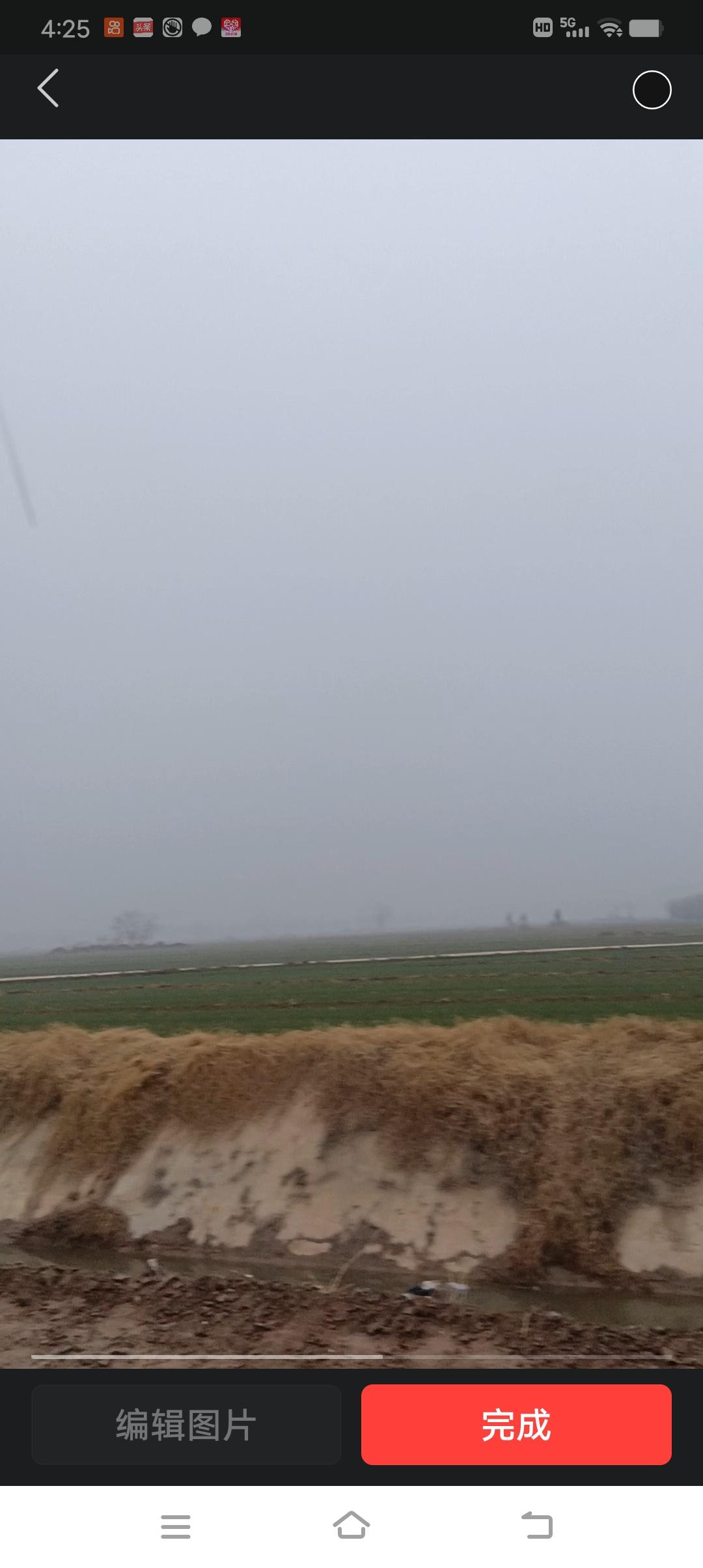 我总认为自己应得的利益被别人占据，却没任何不乐意的表现去默许，这就是懦夫，与心