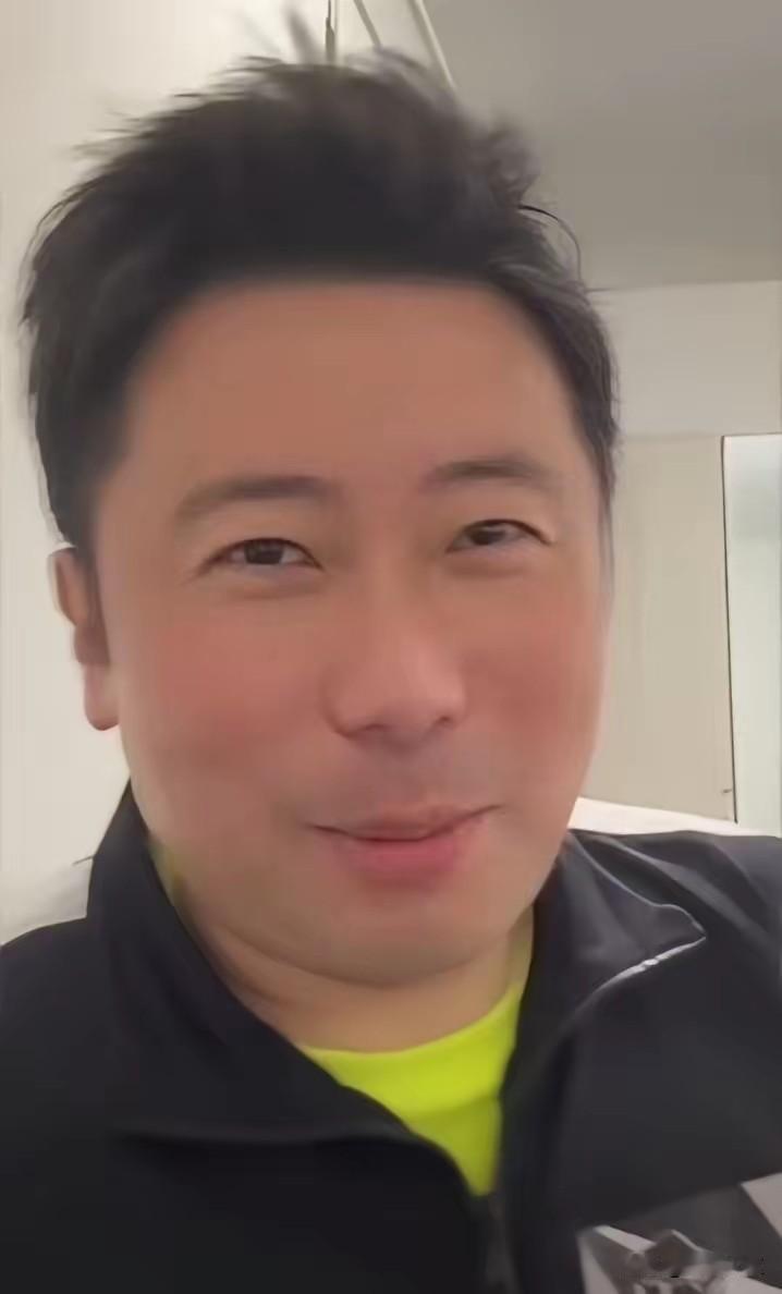 雷洋说:新加坡乒协看上了王楚钦，张雷一句话怼的他们目瞪口呆！当年王楚钦还是一