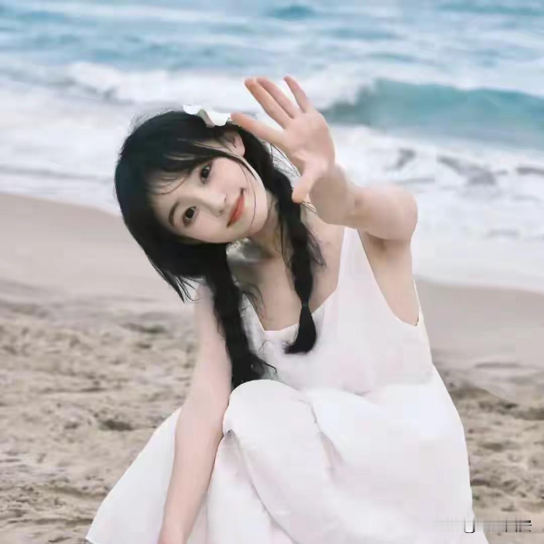 女人保持年轻的小技巧：第一：规律作息，早起早睡。第二：吃饭七分饱，饭