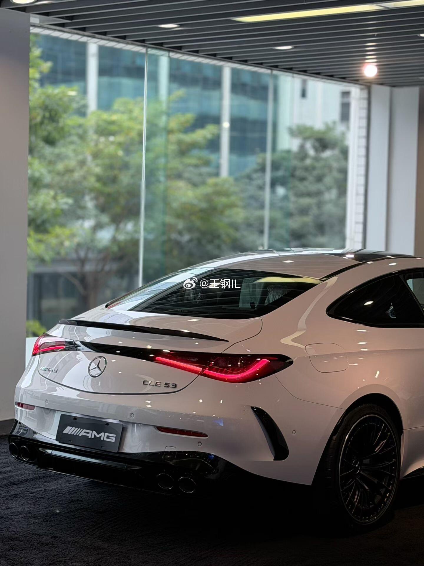 白色AMG是真的美啊！这颜值太权威了奔驰cle53