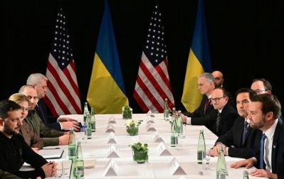 够勇，给泽连斯基点赞！当地时间12月8日，泽连斯基明确拒绝了特朗普的28条，反对