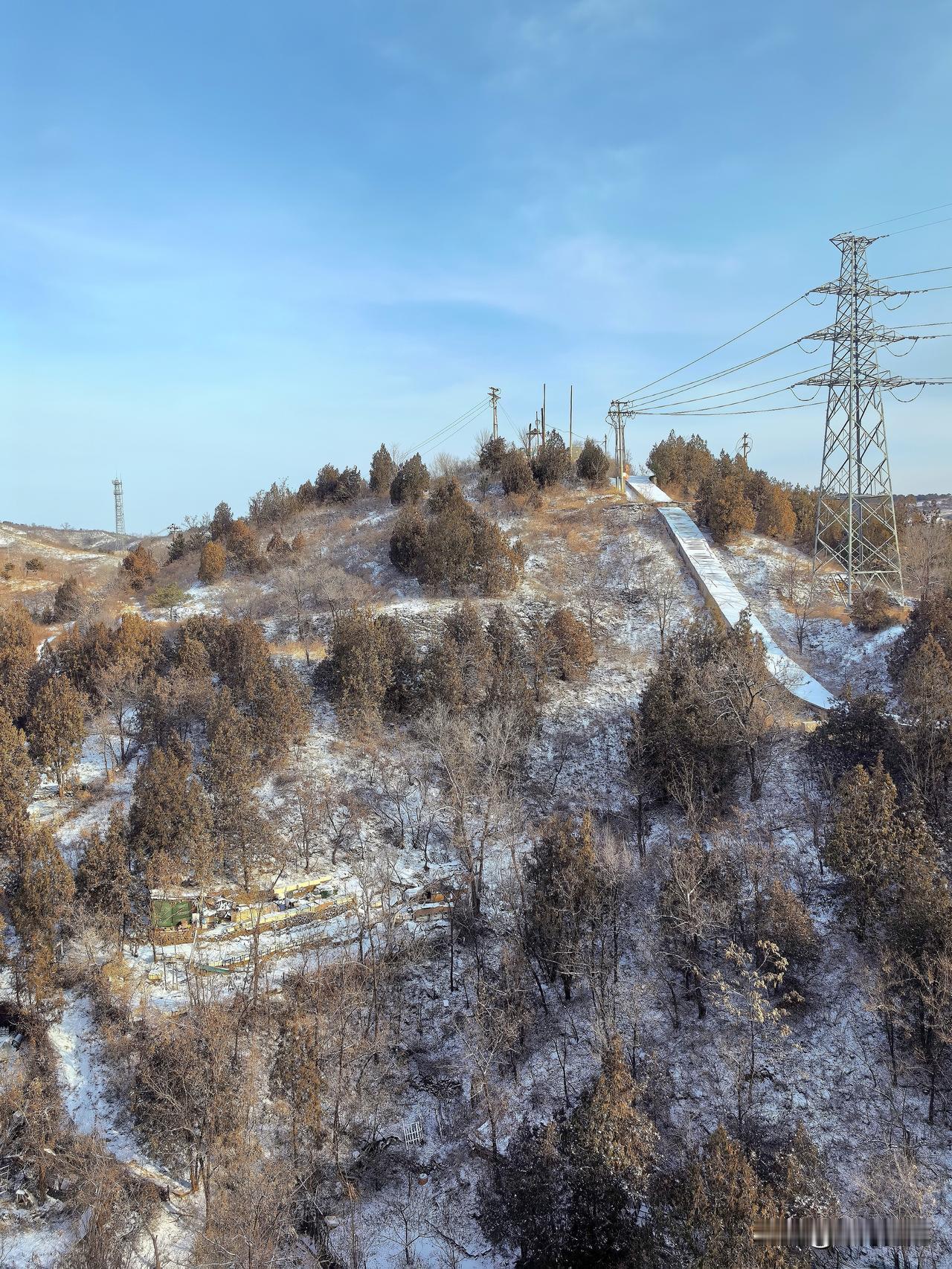 今天先说一个提气的消息，相关部门表示，2025年前11个月货物贸易顺差达1.08