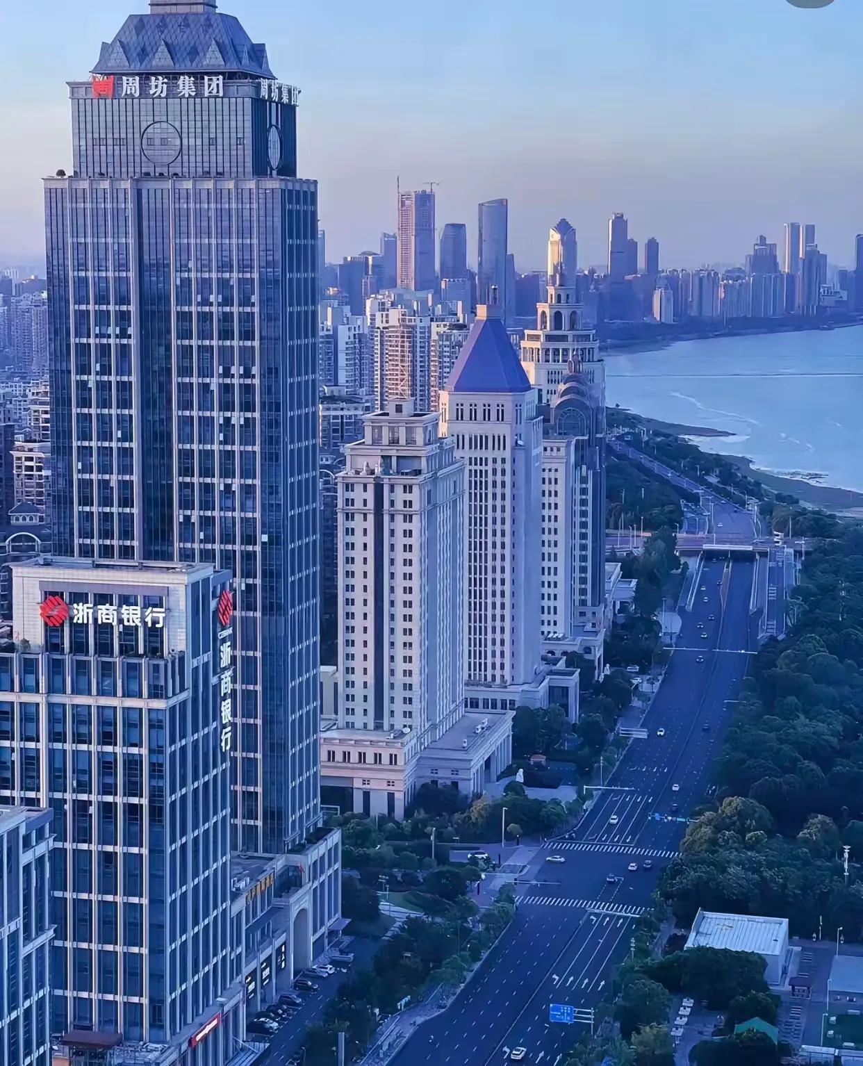 大家知道这是哪座城市吗？有人说这是南昌，大家觉得这是南昌吗？