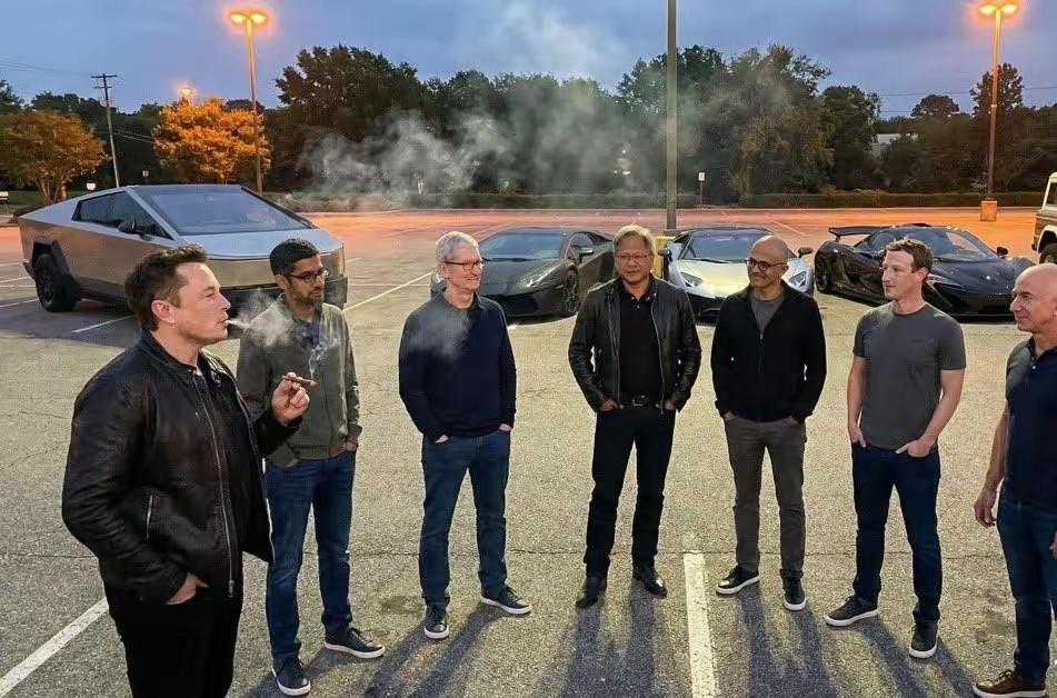 注意看这几位大哥的鞋黑面白底几个意思