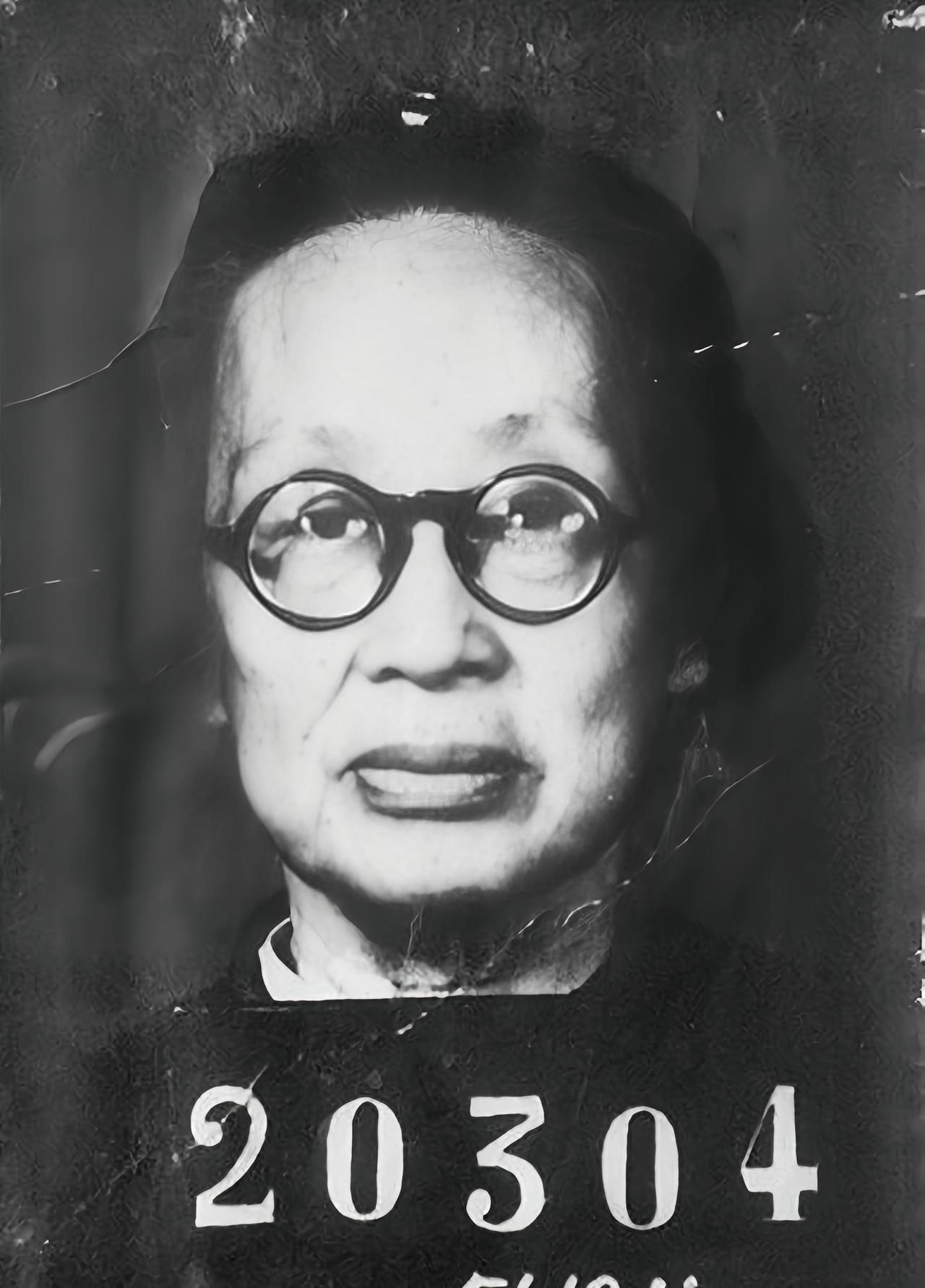 1949年，宋庆龄、何香凝找毛主席求情，请求放了汪精卫的妻子陈璧君，毛主席只提了