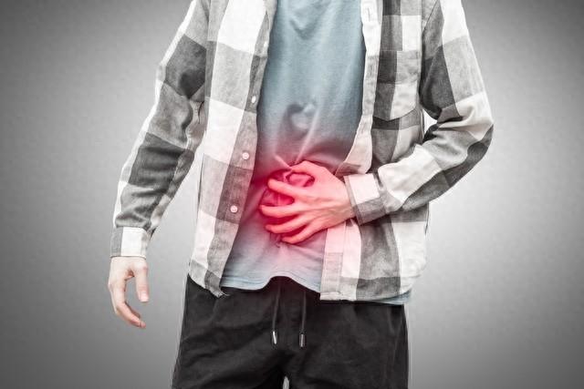 真话讲透：人本不会凭空阴虚！大多是阳先亏，才熬干阴液我是陈大夫，先挂提醒：内容