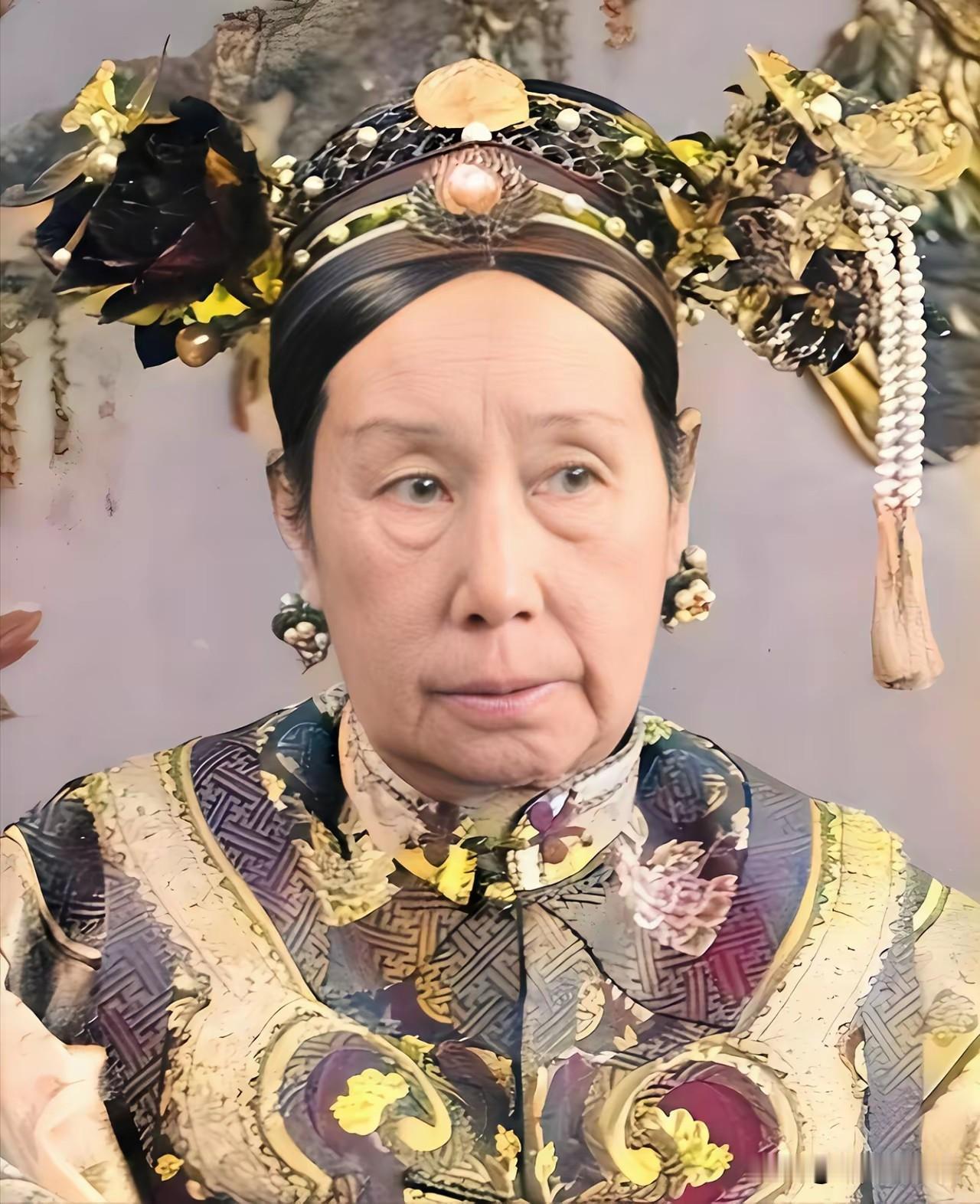 种种迹象表明，慈禧在生命的最后时刻毒死了光绪，她将自私演绎到了极致！一直有传