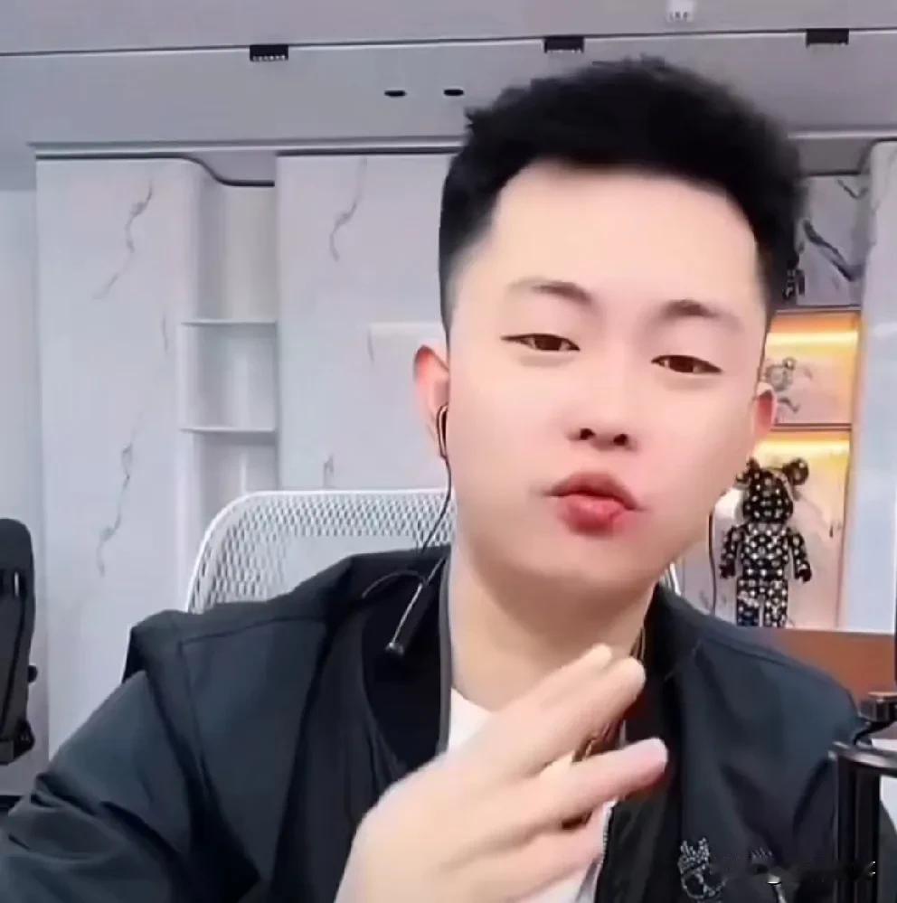 T佑托圈内好友出婚车，李四、巴扎黑等众网红皆出力帮忙！