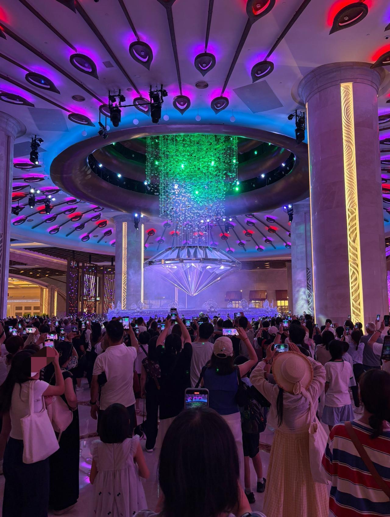 分析一下娱乐场所生意为什么差了？我说的这些东西，可能八零后七零后才能够够体