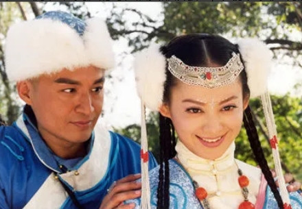 当年，导演尤小刚筹拍《孝庄秘史》，花重金请李湘扮演“小玉儿”，李湘也答应了，谁知