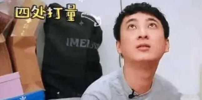 2016年，王思聪跟随节目组到了女嘉宾的家里，看到对方的贫寒，对方说要煮方便面来