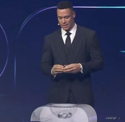 2026年美加墨世界杯抽签仪式已落下帷幕，48支参赛队（含6个附加赛待定席位）完