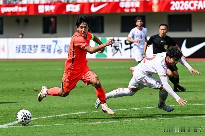 久攻之下必有所得北京时间6月6日下午，中国U23男足与塔吉克斯坦U23男足进行