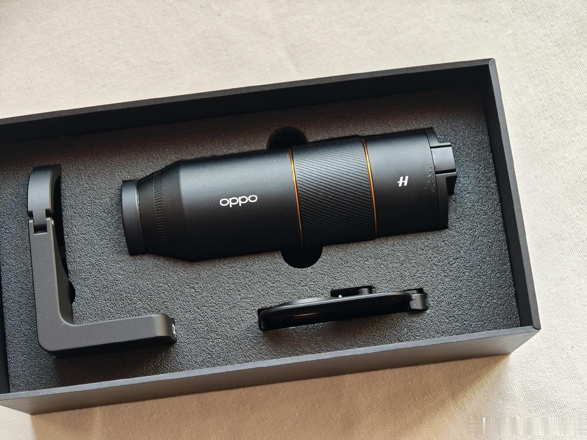 现在出去玩习惯性把哈苏增距镜带上了OPPOFindX9