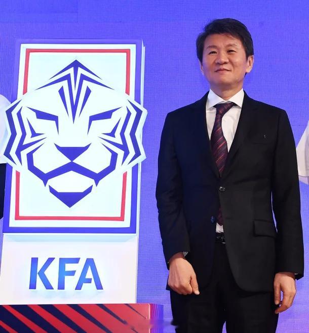 韩国同时申办2031和2035年亚洲杯的比赛，这是看31年竞争对手太多，做第二手