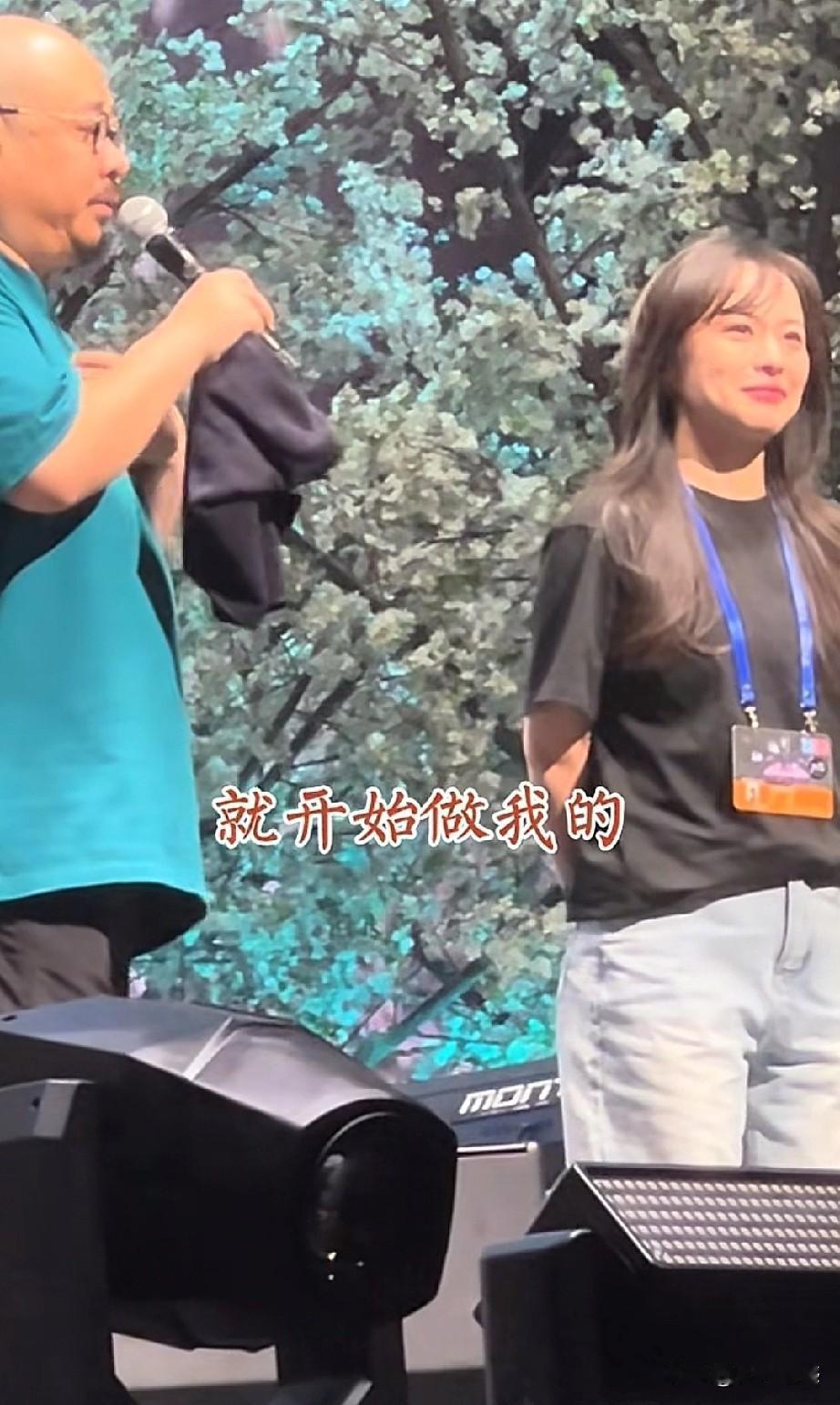 刀郎老师在本轮山歌巡演结束的感谢仪式上，除了感谢各地的文旅，各大媒体，团队的各位