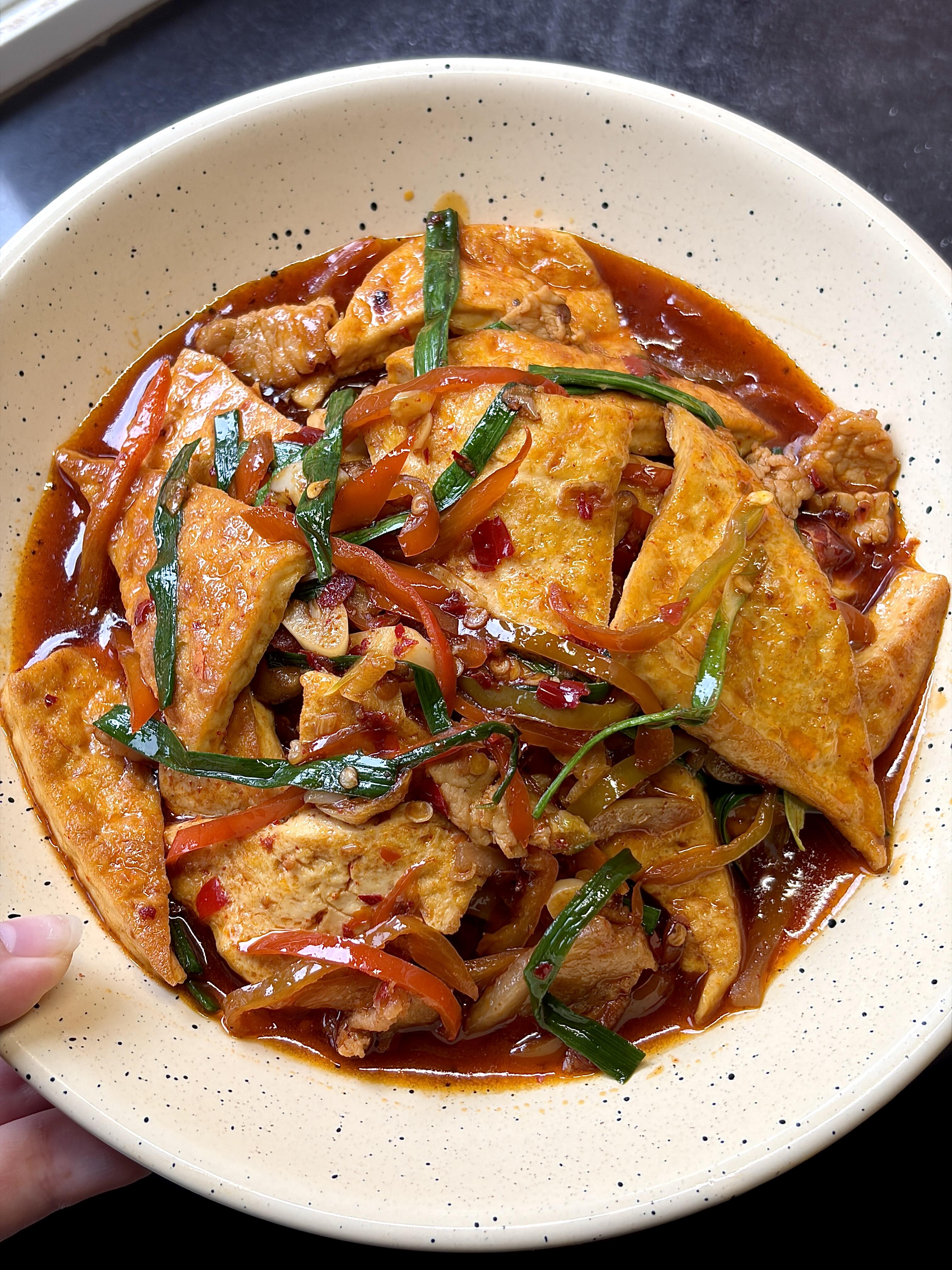 按照今日头条爆款微头条的要求，把下面的内容重新原创写一遍，但是不要随便乱加做法，