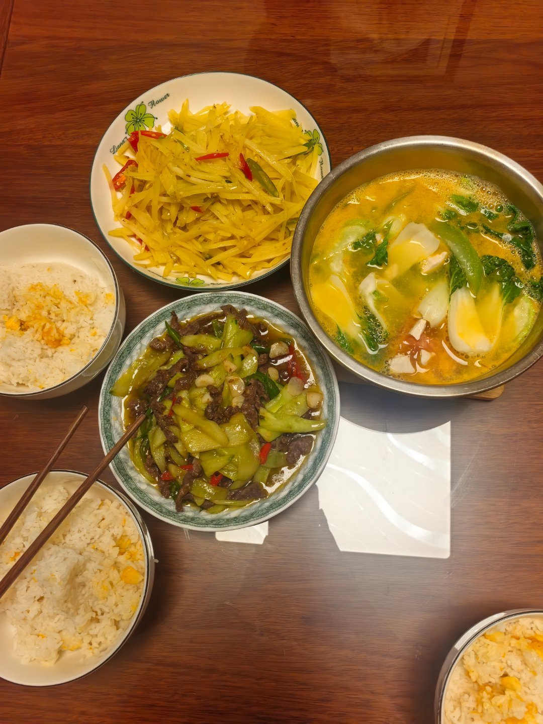 最近的晚餐，图三是我妈做的