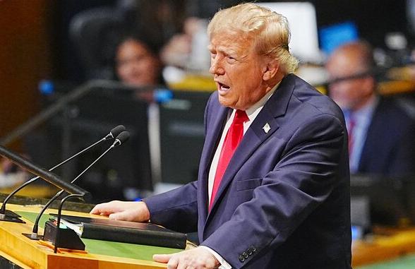 特朗普联大当着百国代表许下承诺！9月22日，特朗普站上联合国大会讲台，面对