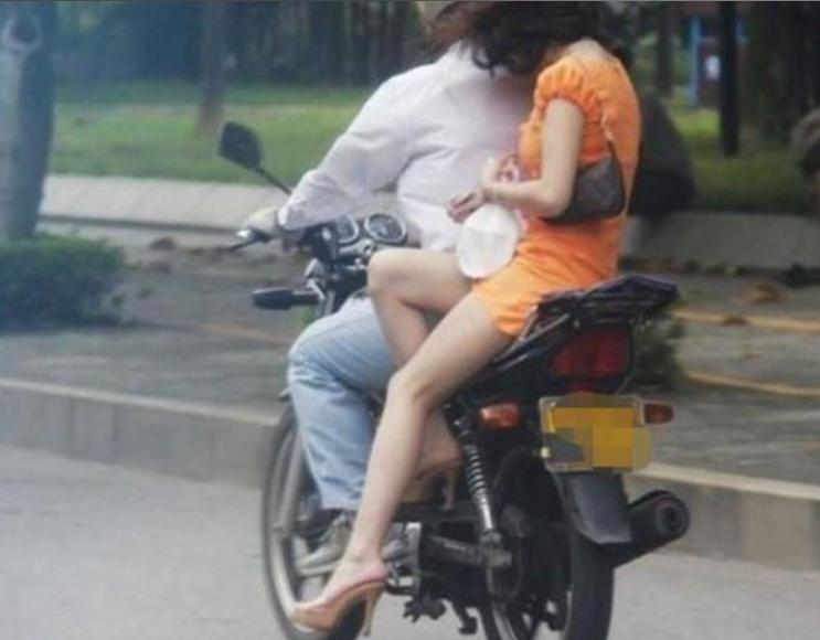 🐰1989年8月8日，黑龙江望奎县火箭乡，28岁男子杨彪和2