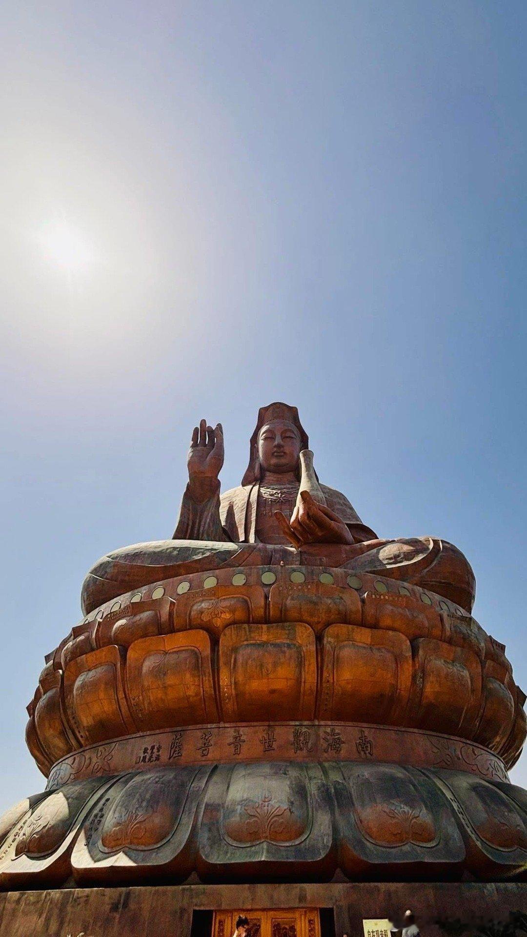 ＊人生如大江东去，快乐不持久，苦难也短暂。时间是最好的治疗师，好事坏事都渐渐过去