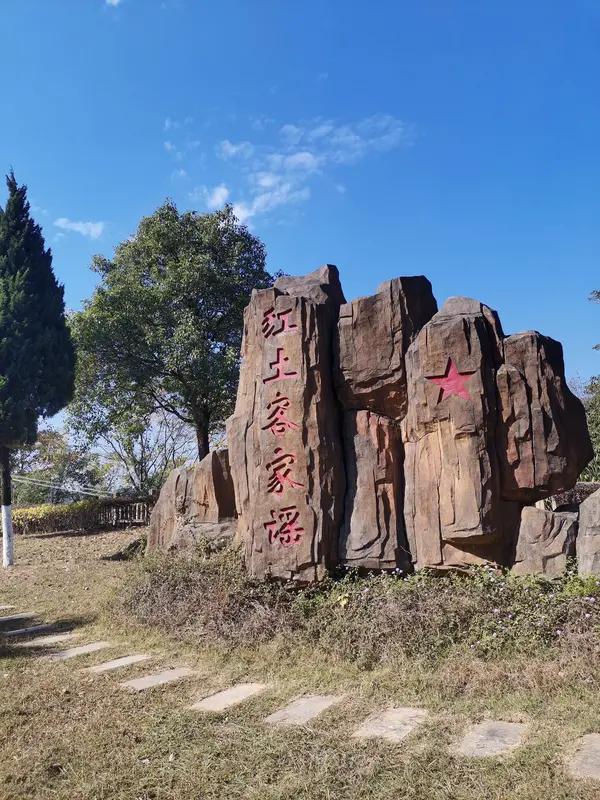 10.红军是如何征服夹金山的？红军征服夹金山，这波操作，看得人直掉眼泪！