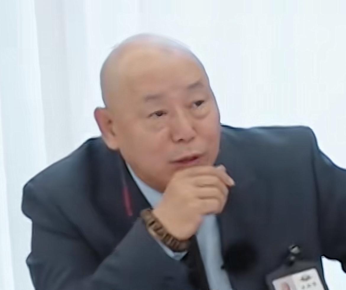 李诚儒问柯淳：“如果有长剧找你，你去不去？”柯淳：“不去。因为确实就是能够发现